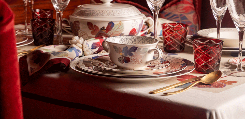 Uma mesa de Páscoa com charme e abundância