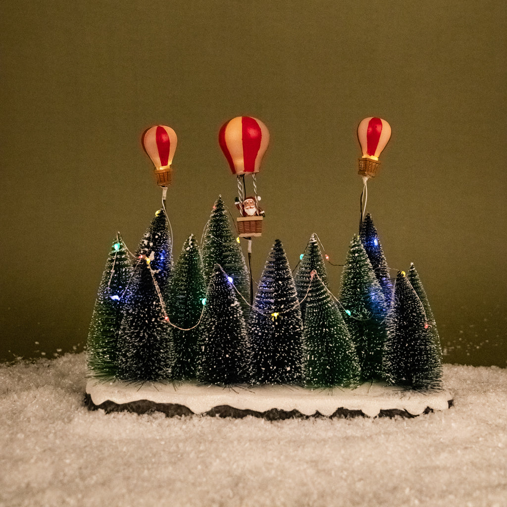 Vila de Pinheiros e Balões com LED NEW BRIGHT