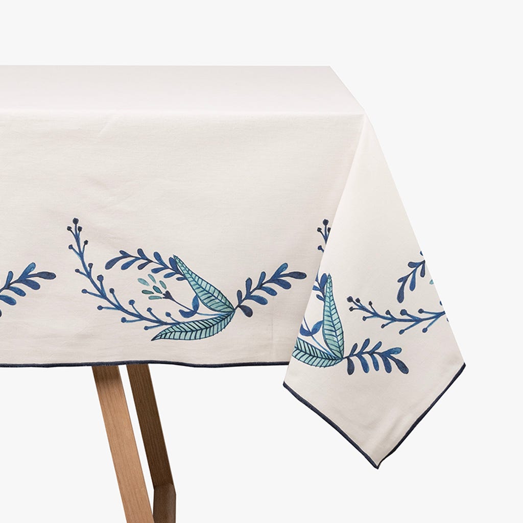 Toalha de Mesa Retangular Branca Pássaros e Flores BLUE BIRD