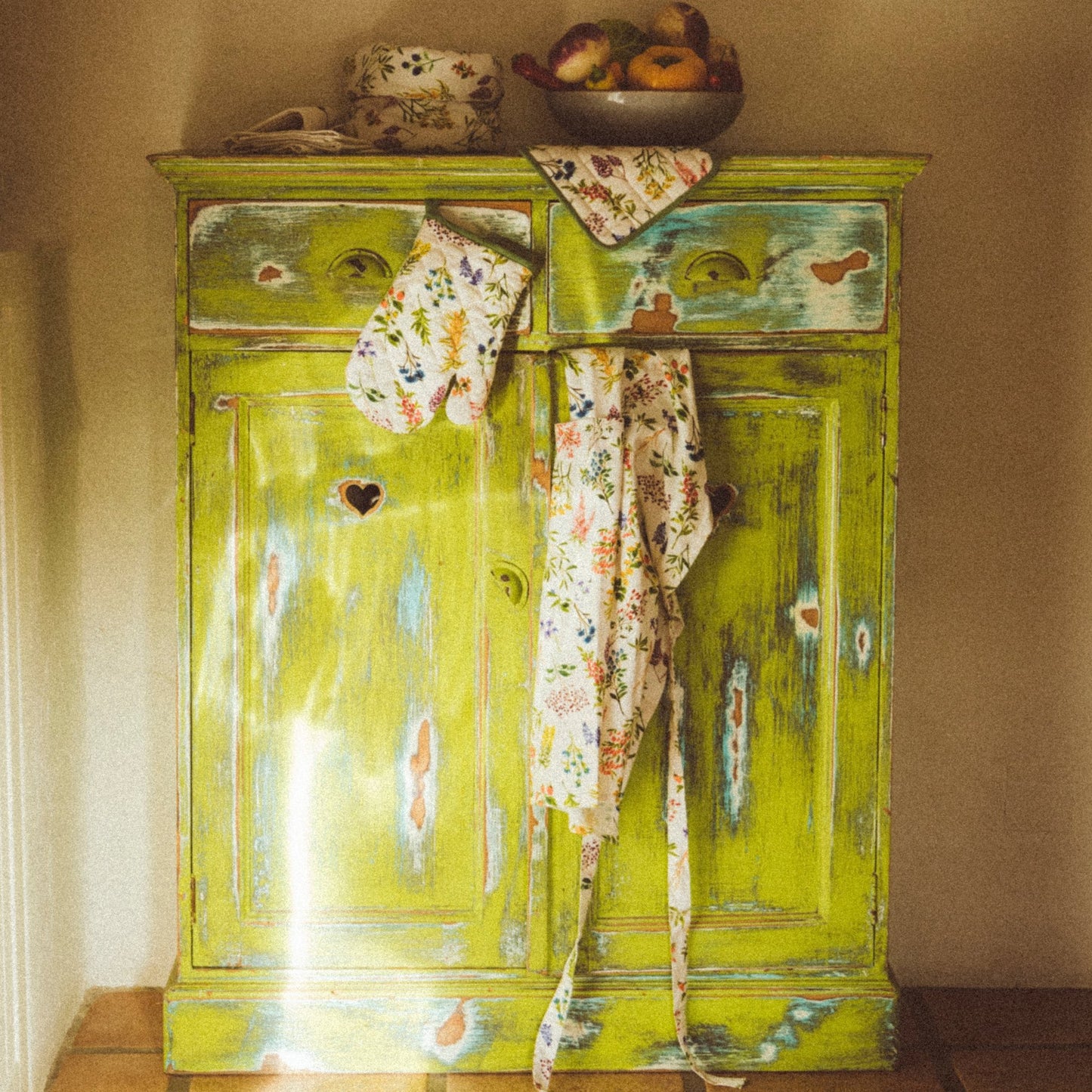 Pega Luva Algodão com Flores GARDEN MEMORIES - Gato Preto