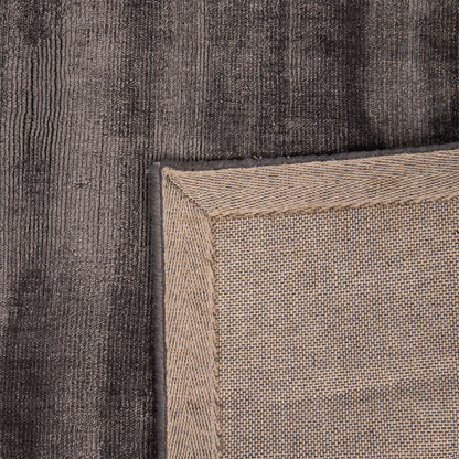 Tapete Tufado Viscose Cinza Escuro 200x300 MIRA