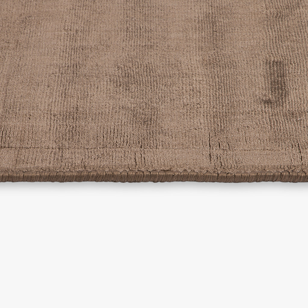 Tapete Tufado Viscose Castanho 70x110 MIRA