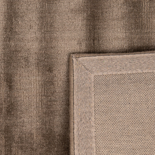 Tapete Tufado Viscose Castanho 70x110 MIRA
