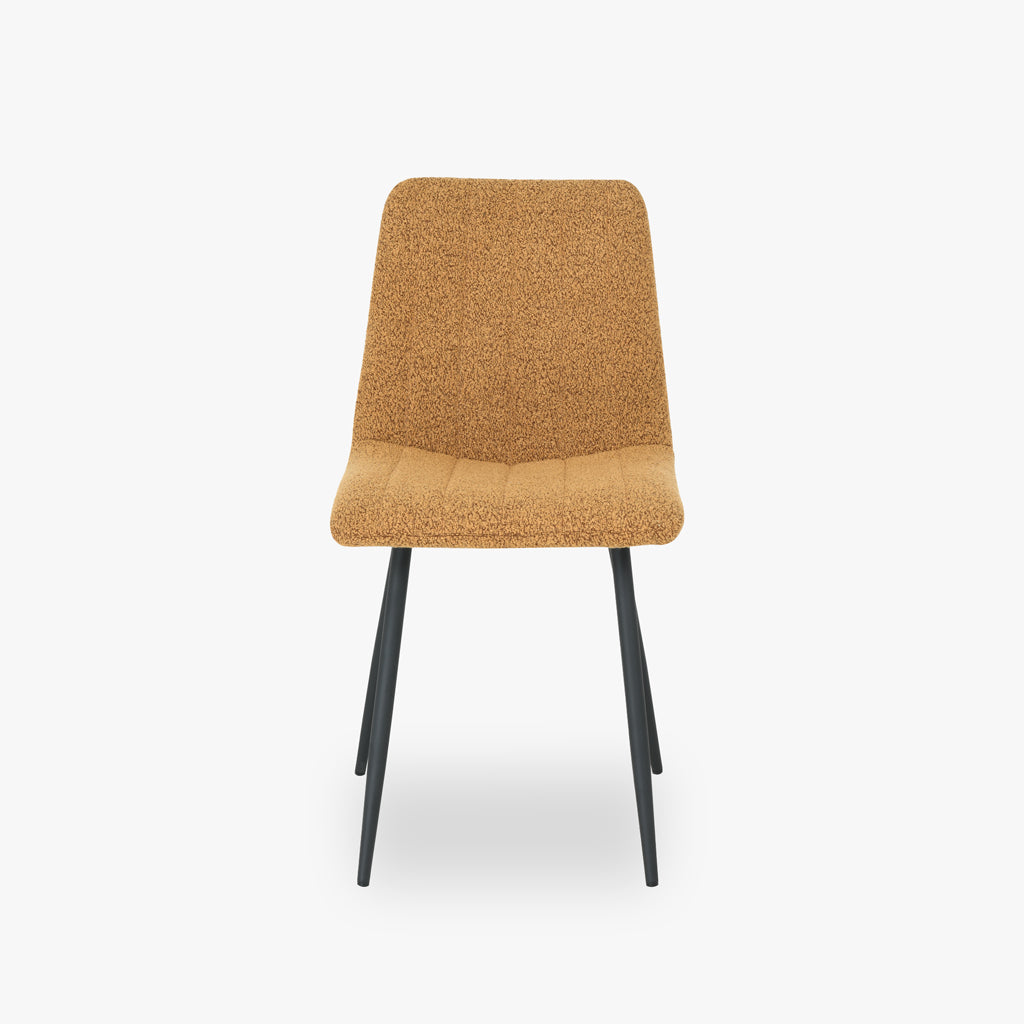 Chaise moutarde avec pieds en métal noir RIBE