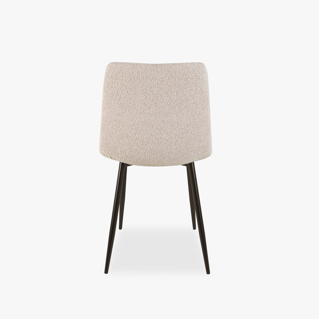 Chaise rose clair avec pieds en métal noir RIBE