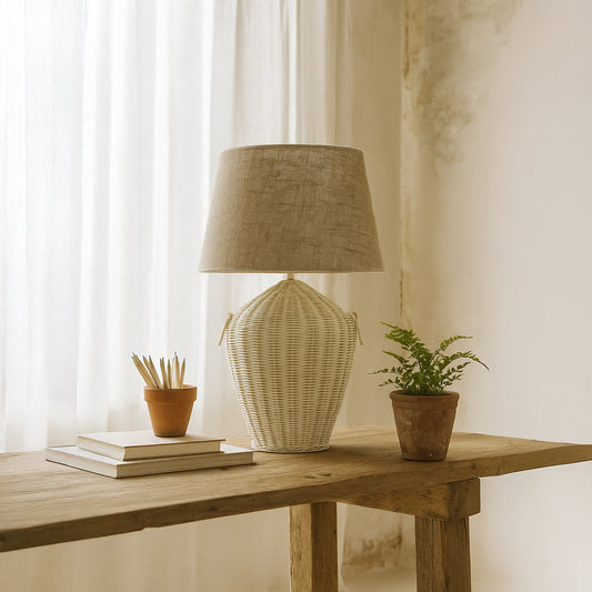 White Rattan Straw Lamp