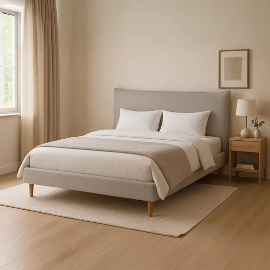 Cama Tecido com Cabeceira Reta e Pés de Madeira Cru SERENA
