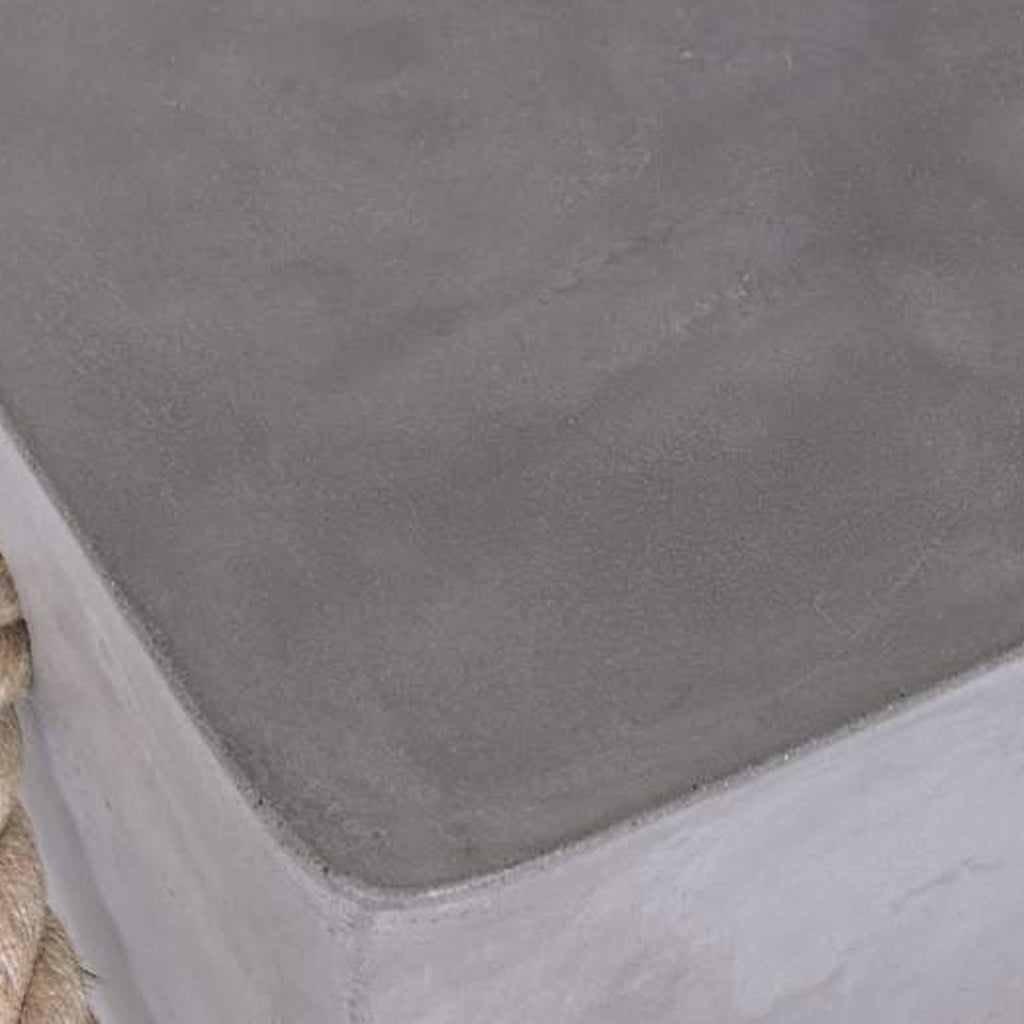 Mesa de Apoio Cimento Cinza 35x35x46