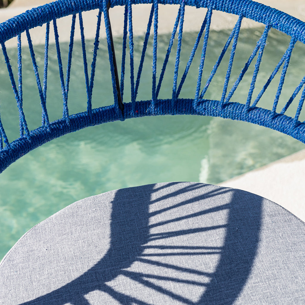 Cadeira de Metal e Corda Azul com braços PANTAI