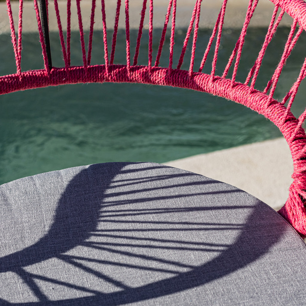 Cadeira de Metal e Corda Rosa com braços PANTAI