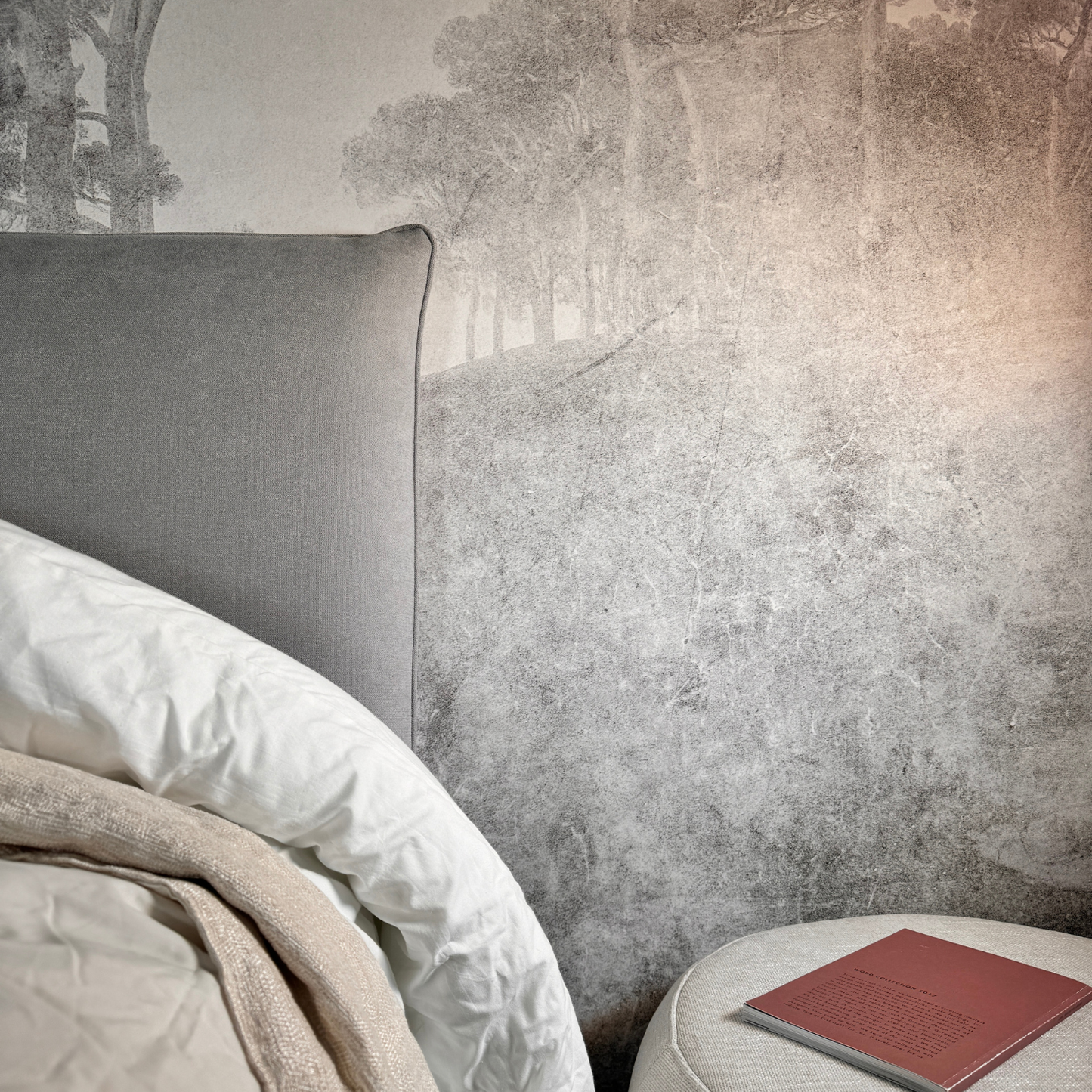 Beige upholstered headboard Maia