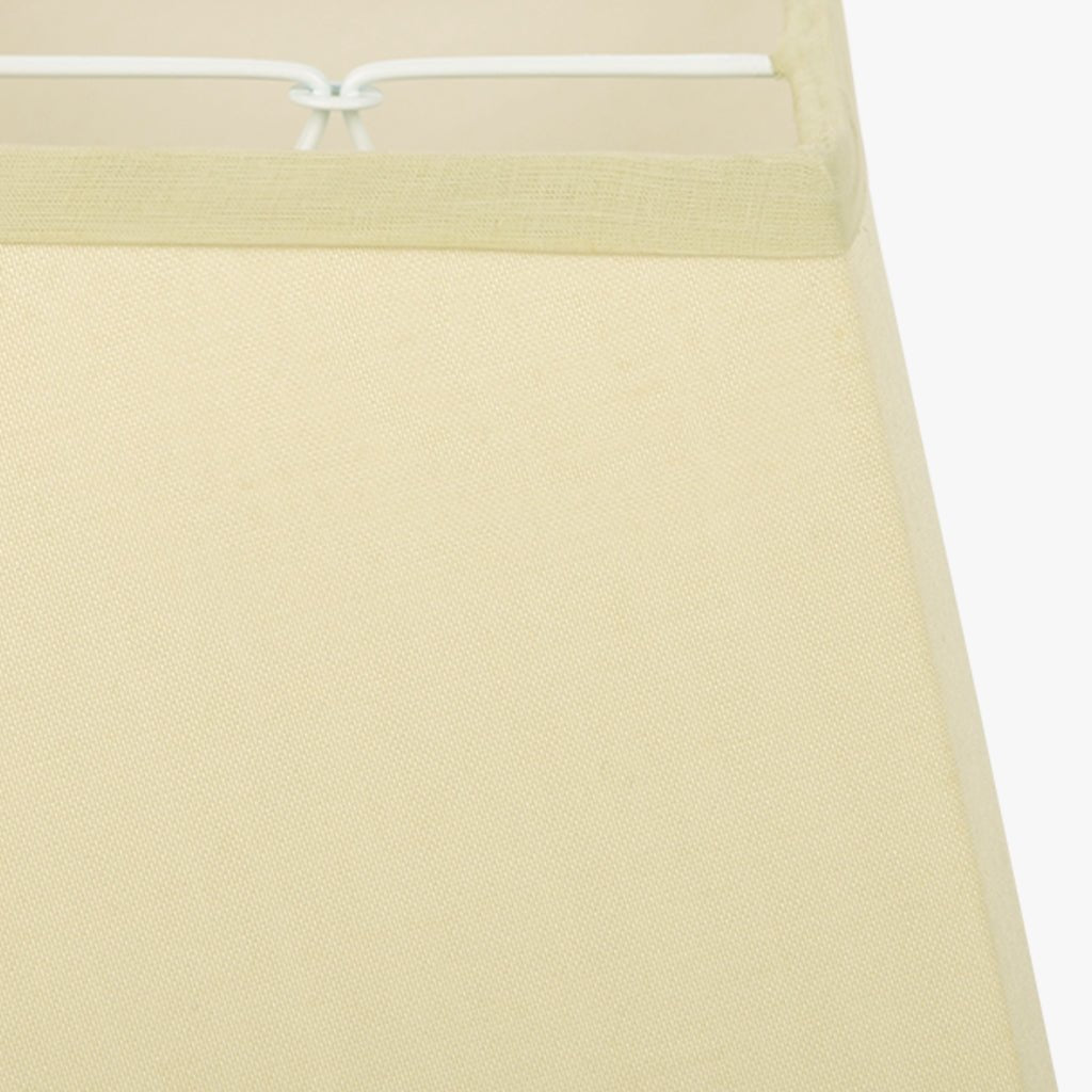 AbatJour Quadrado em Seda Bege - Gato Preto