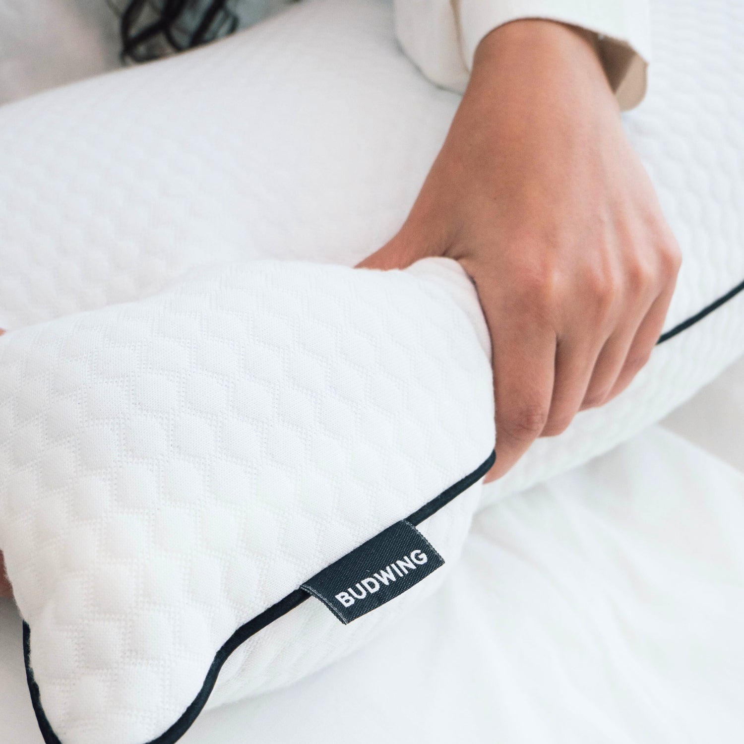 Almofada Cervical Ajustável SORA - Gato Preto