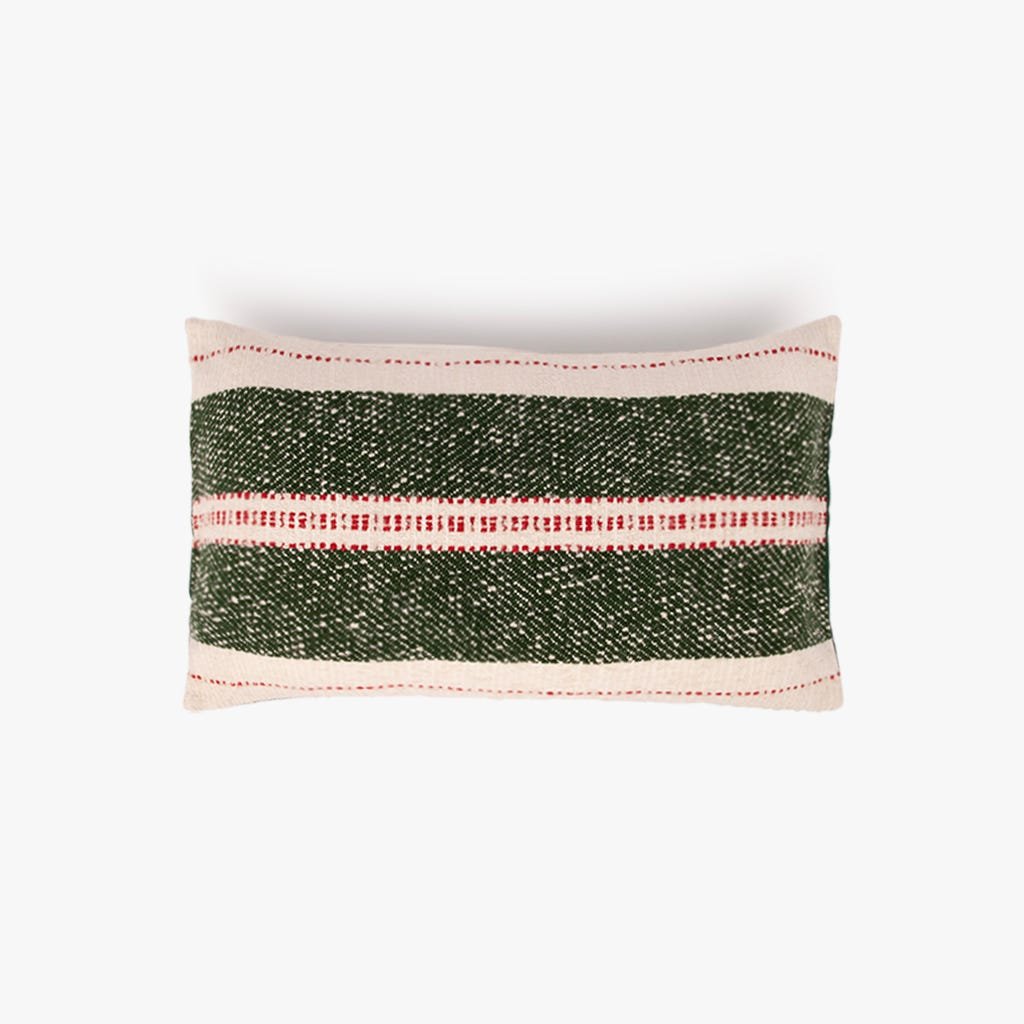 Almofada com Riscas Verde e Vermelha COZY - Gato Preto