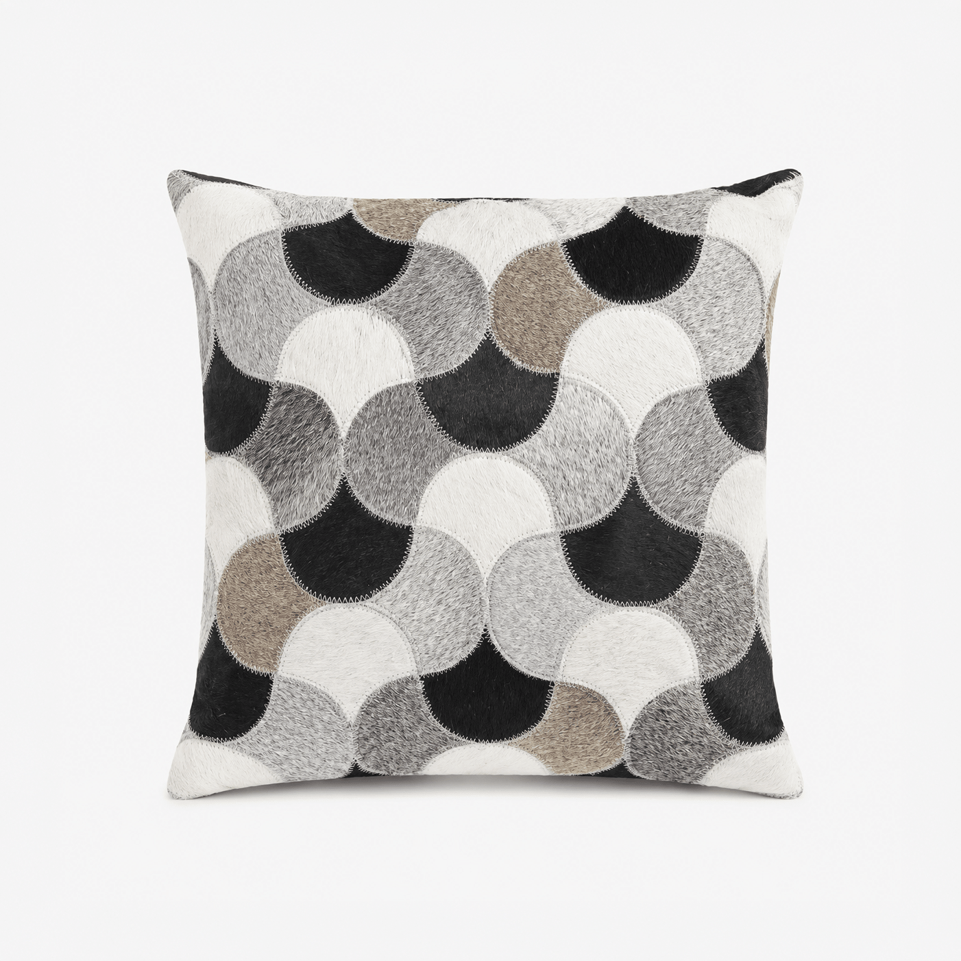 Almofada de Pele Losangos 40x40 VERVE - Gato Preto