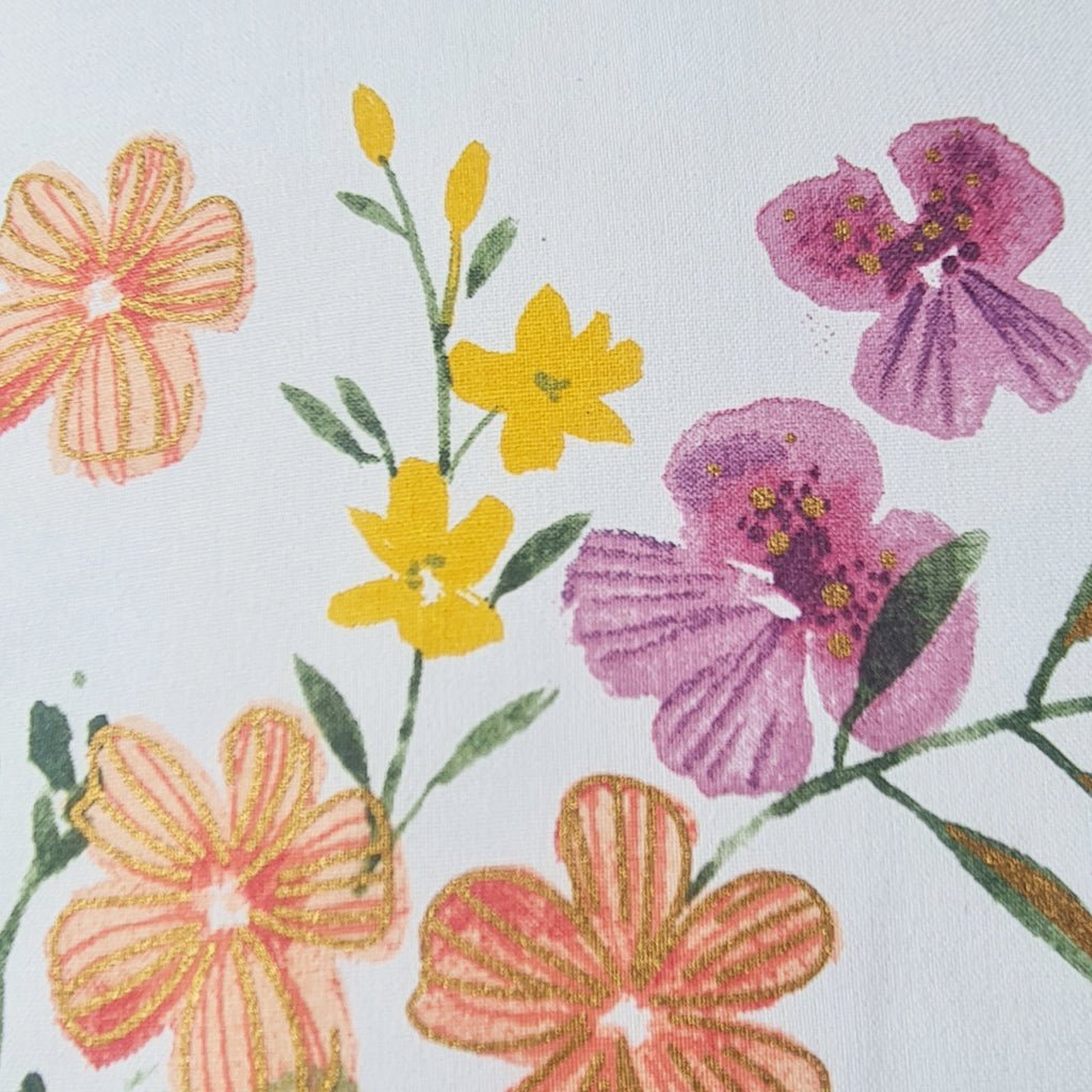 Almofada Flores 40x40 - Gato Preto