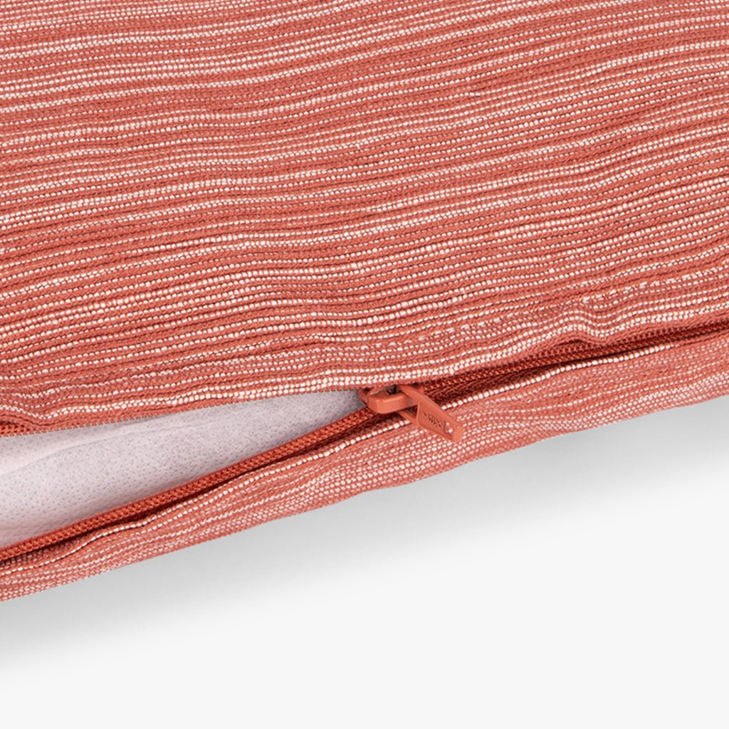 Almofada Mesclada Terracota e Natural SUKI - Gato Preto