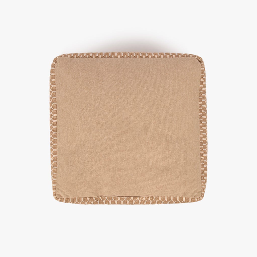 Almofada para Chão Natural COMPORTA - Gato Preto