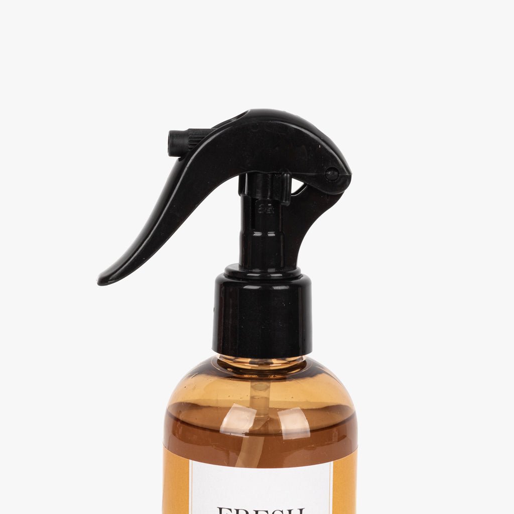 Ambientador em Spray Elétrico 240ml HOMAGE - Gato Preto