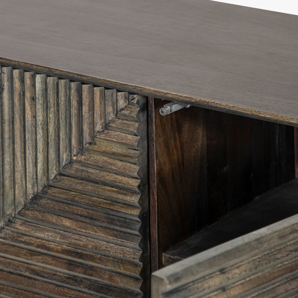 Aparador Geométrico Duas portas CALCUTA - Gato Preto