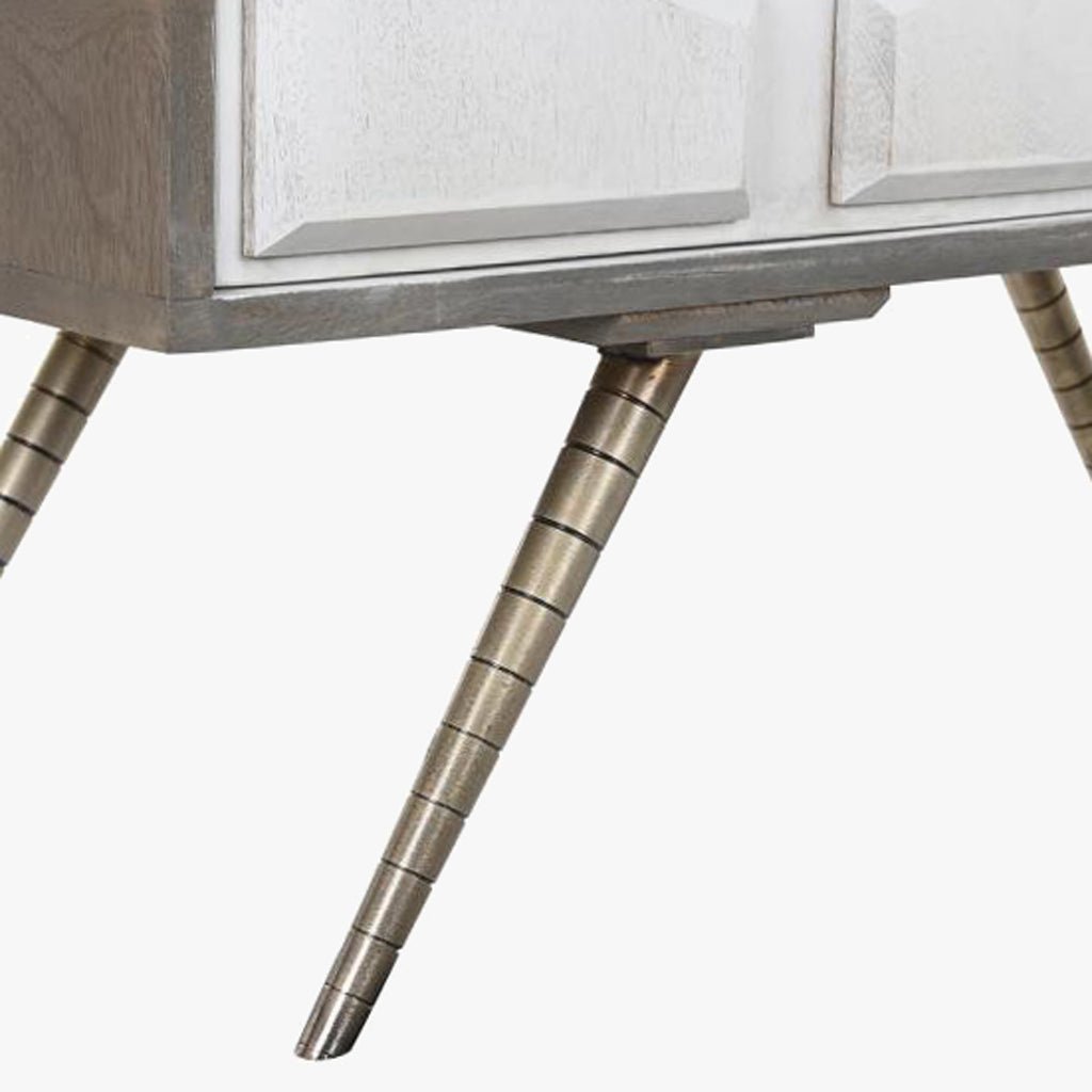 Aparador Relevo Branco com Acabamentos Bronze 93X41X114 WHITE GLOW - Gato Preto