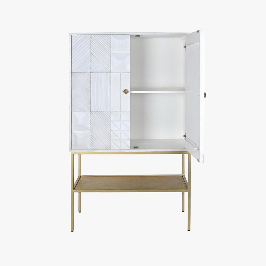 Aparador Relevo Branco com Acabamentos Dourado 91X44X152 WHITE GLOW - Gato Preto