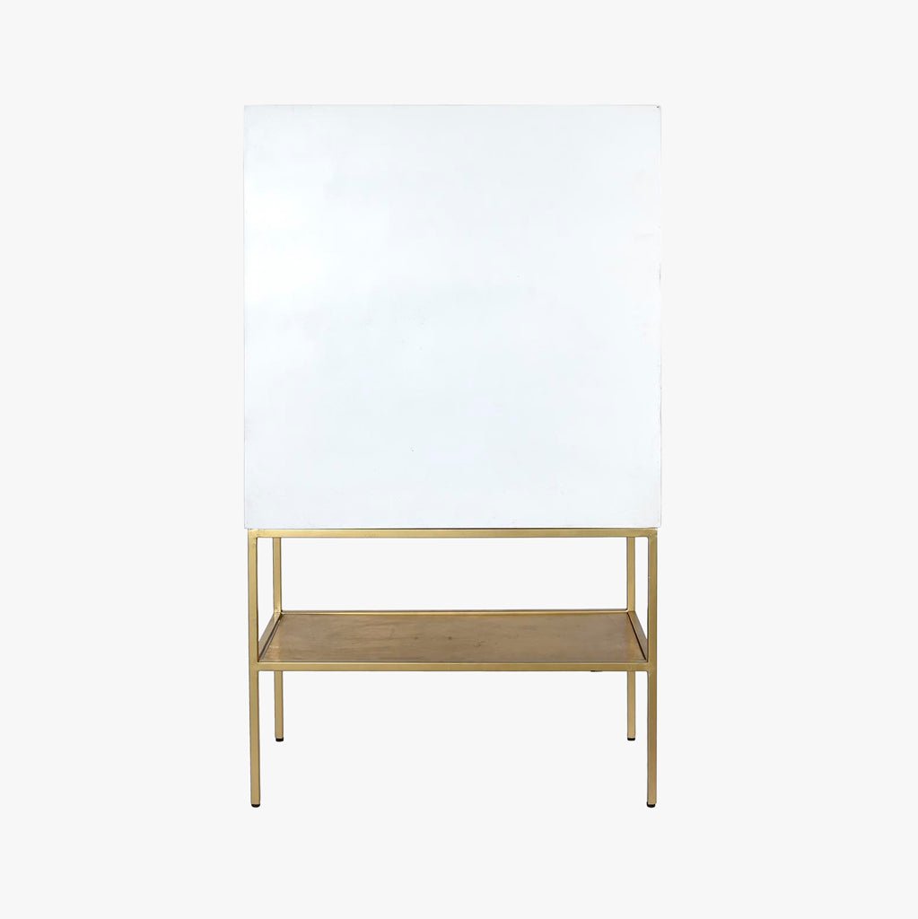 Aparador Relevo Branco com Acabamentos Dourado 91X44X152 WHITE GLOW - Gato Preto