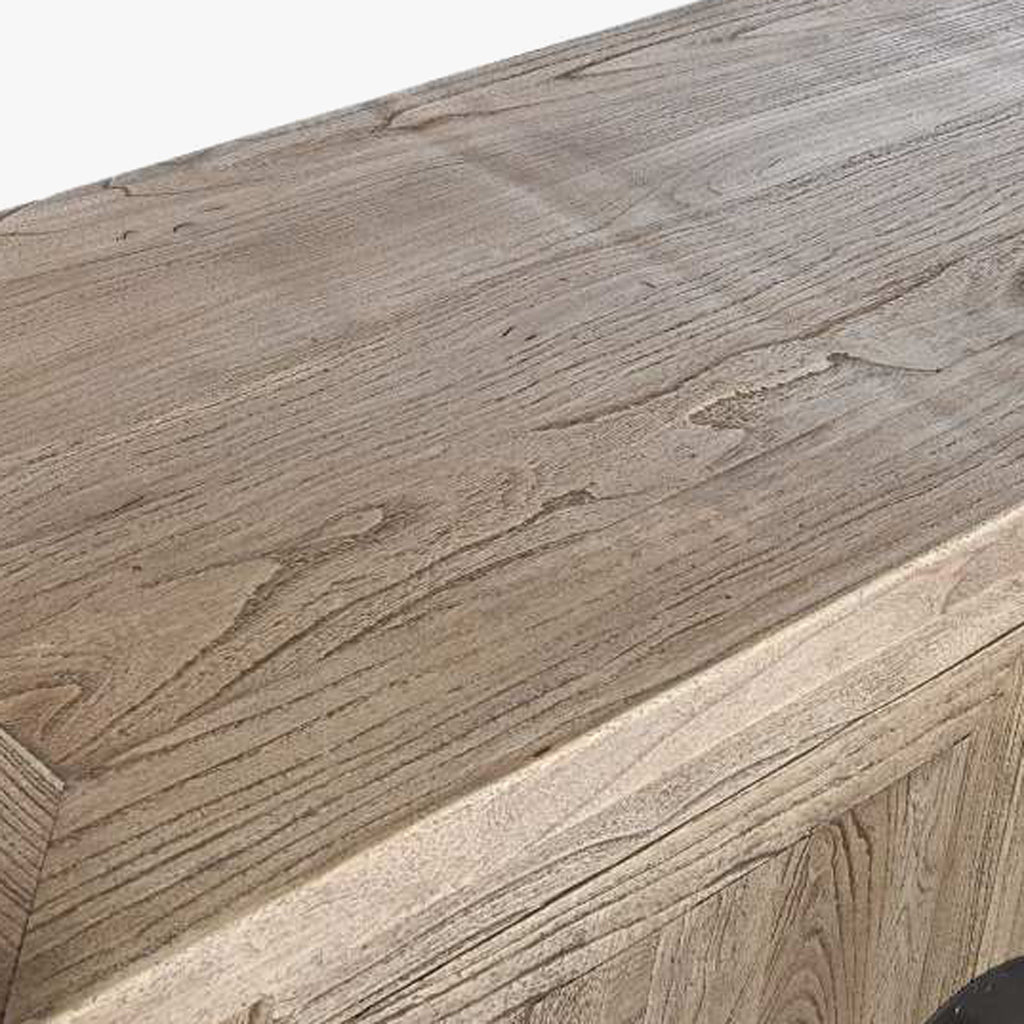 Armário Madeira com Fechadura Circular Oriental 132 cm OSAKA - Gato Preto