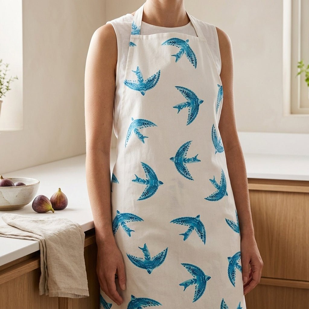 Avental Algodão Branco com Pássaros Azuis BLUE BIRD - Gato Preto