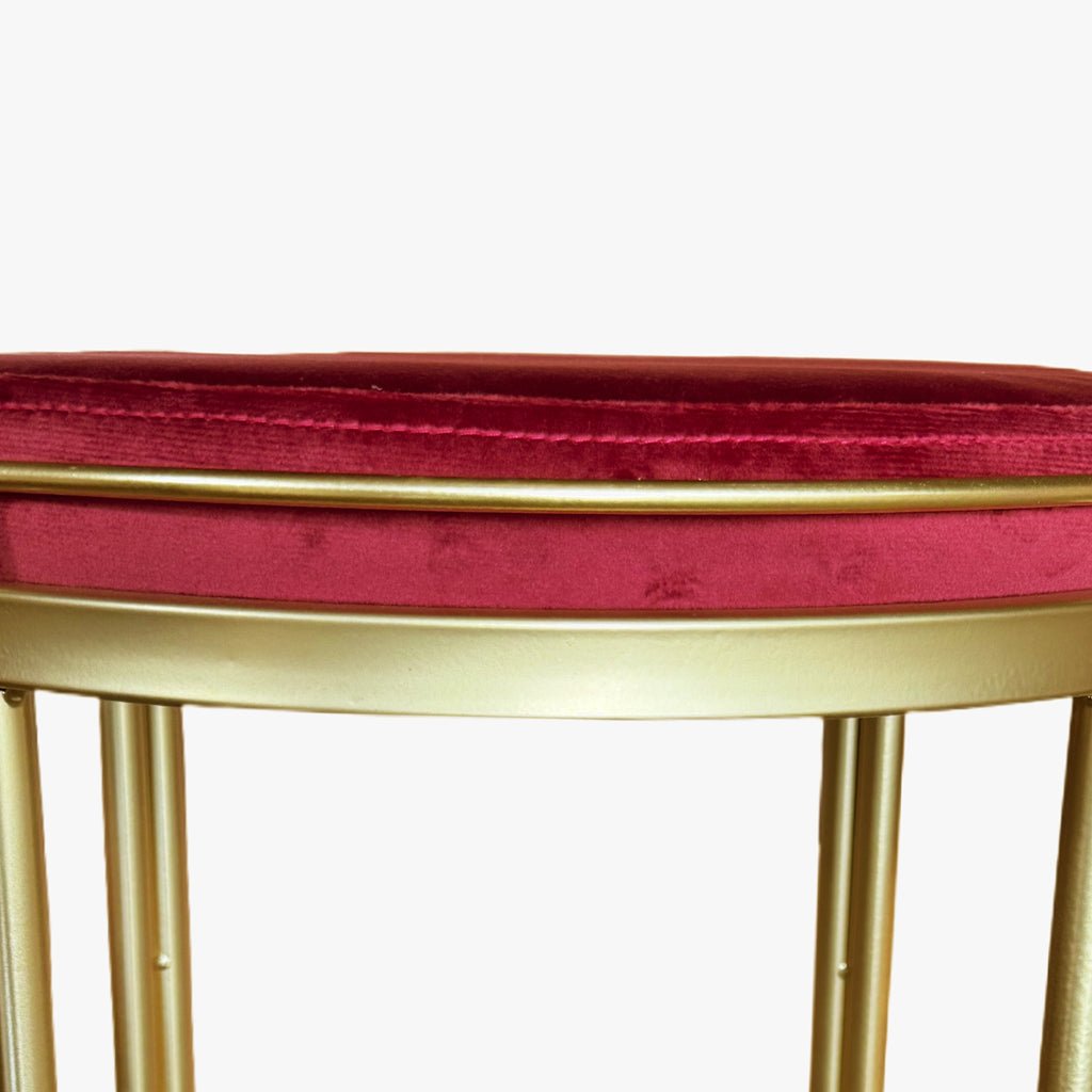 Banco de Veludo e Metal Tijolo FRIBURGO - Gato Preto