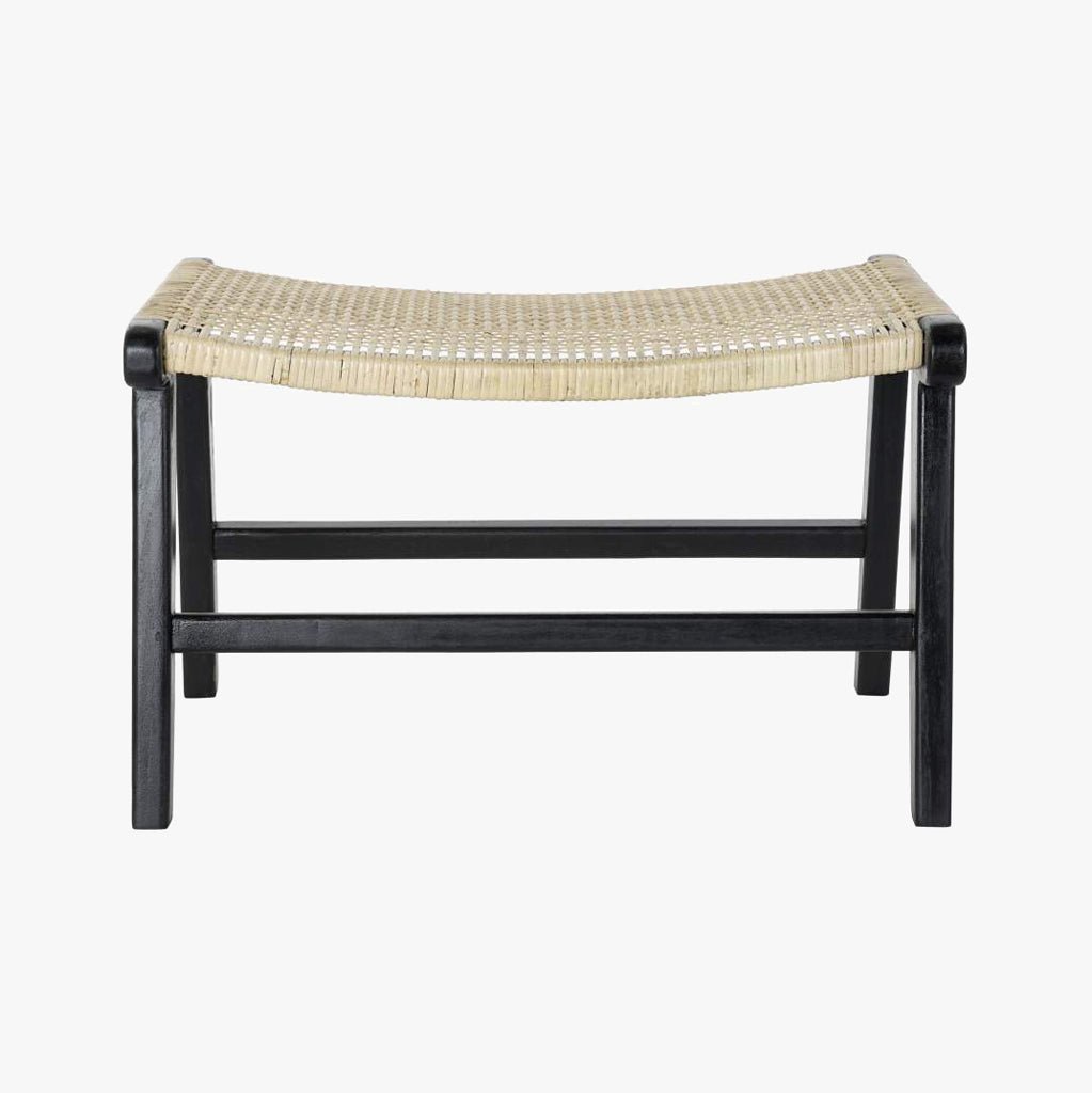 Banco Preto de Madeira e Rattan 65x47x40cm VEREDA - Gato Preto