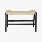 Banco Preto de Madeira e Rattan 65x47x40cm VEREDA - Gato Preto