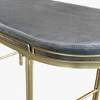 Banqueta Cinza de Veludo e Metal FRIBURGO - Gato Preto
