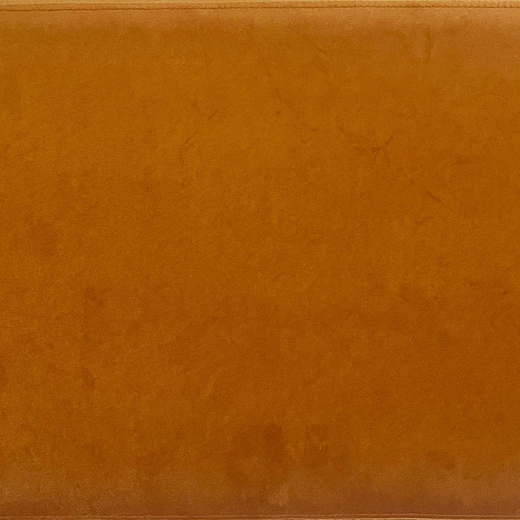 Banqueta Mostarda de Veludo e Metal FRIBURGO - Gato Preto