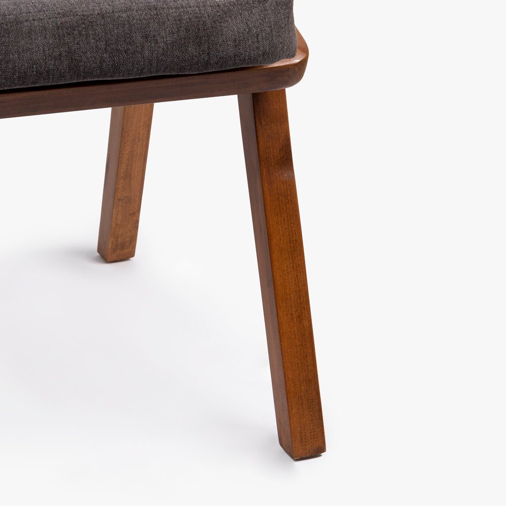 Cadeira Cinzenta com Braços RIGA - Gato Preto