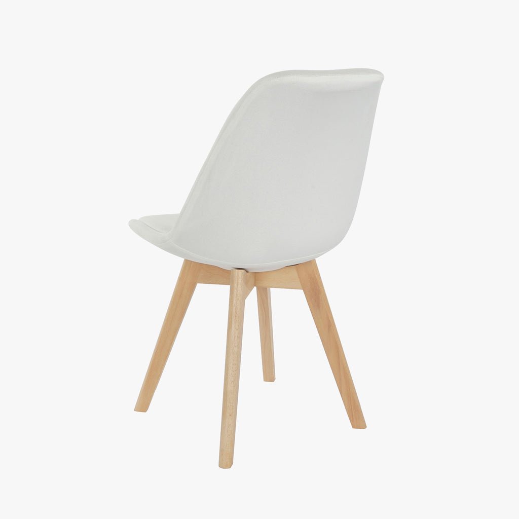 Cadeira Com Revestimento Tecido Branco e Pés em Faia 48X56X83 EAMES - Gato Preto
