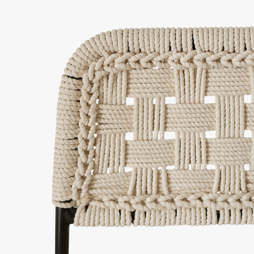 Cadeira de Metal e Corda Natural TULUM - Gato Preto