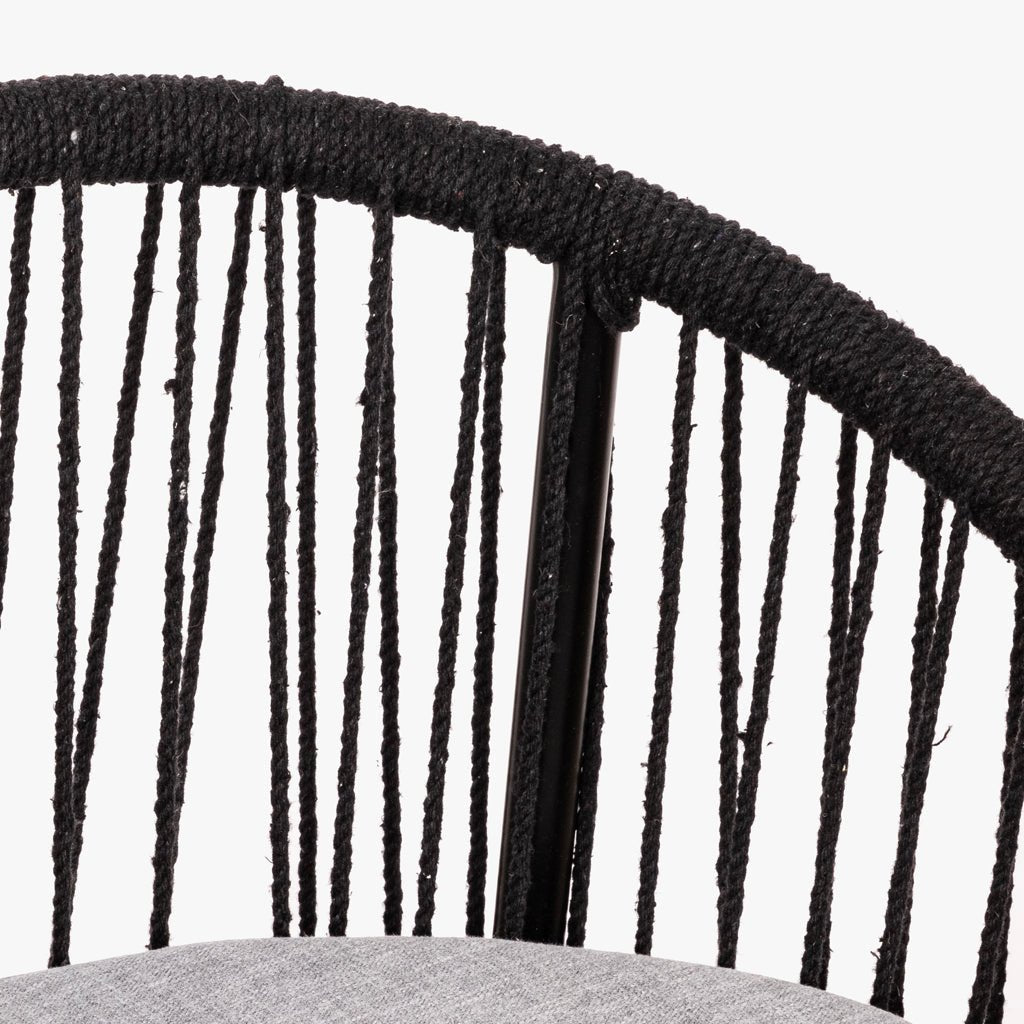 Cadeira de Metal e Corda Preta TULUM - Gato Preto