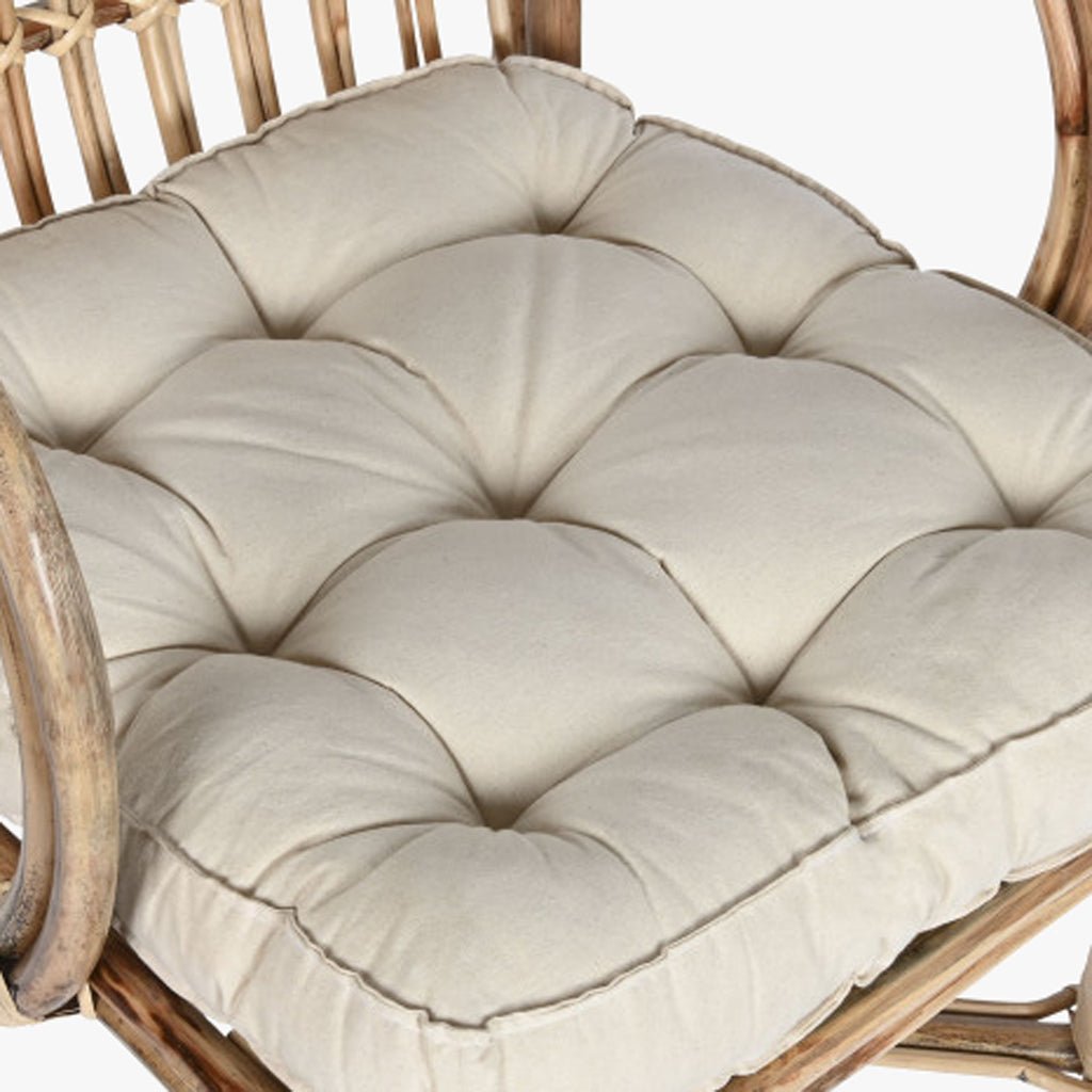 Cadeira de Rattan e Bambu 58x65x85 - Gato Preto