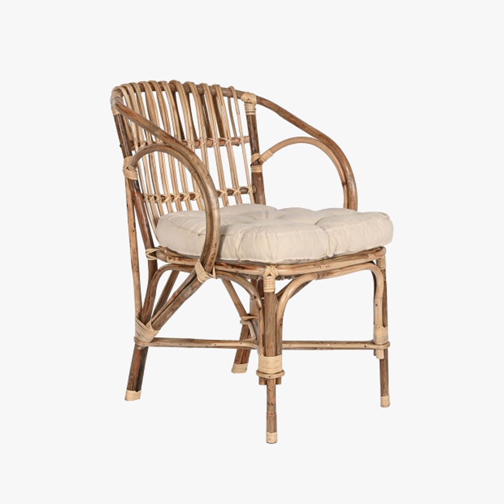 Cadeira de Rattan e Bambu 58x65x85 - Gato Preto