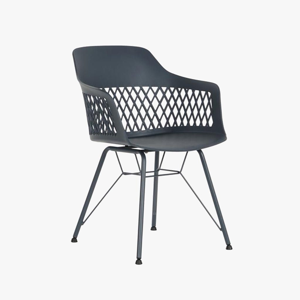 Cadeira PP Preto 57x57x80,5 - Gato Preto
