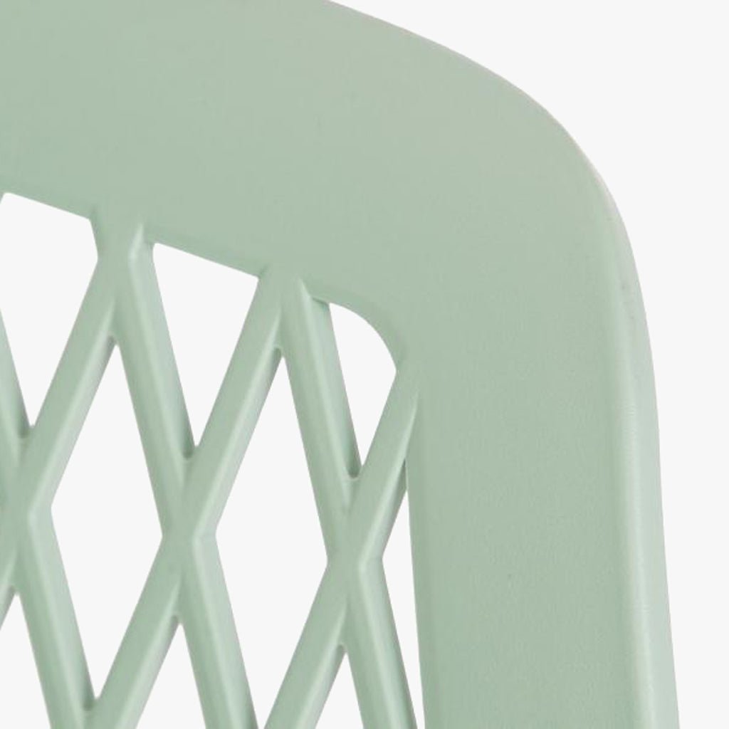 Cadeira PP Verde 57x57x80,5 - Gato Preto