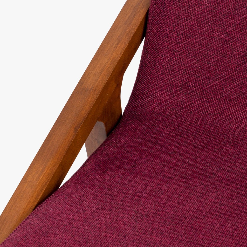 Cadeira Vermelha com Braços RIGA - Gato Preto