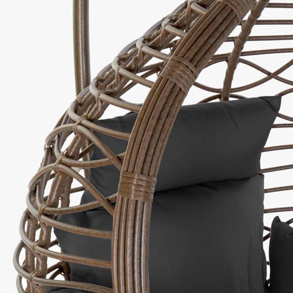 Cadeirão Suspenso Gota Castanho COMPORTA – Ball Spring | Gato Preto