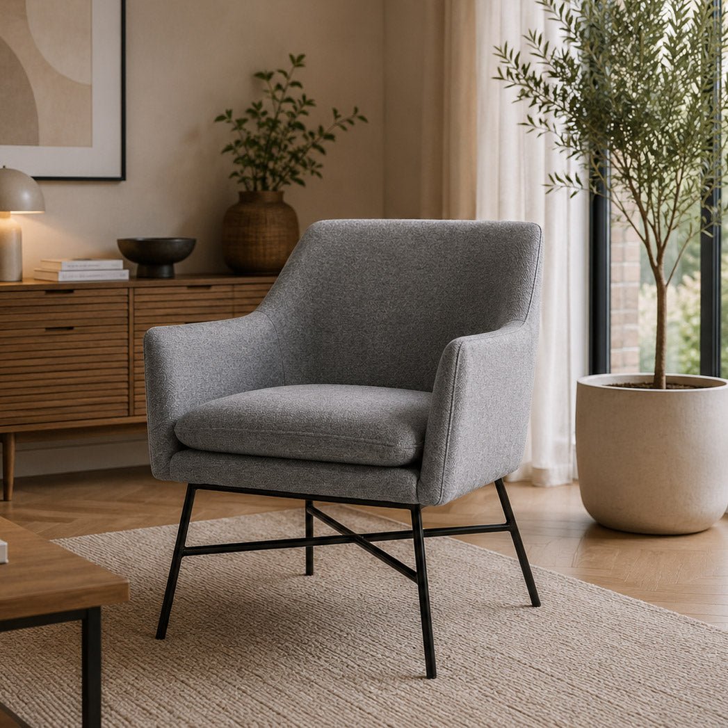 Cadeirão Cosmopolite Pé em Metal | Cinza | 66x62x75 cm - Gato Preto