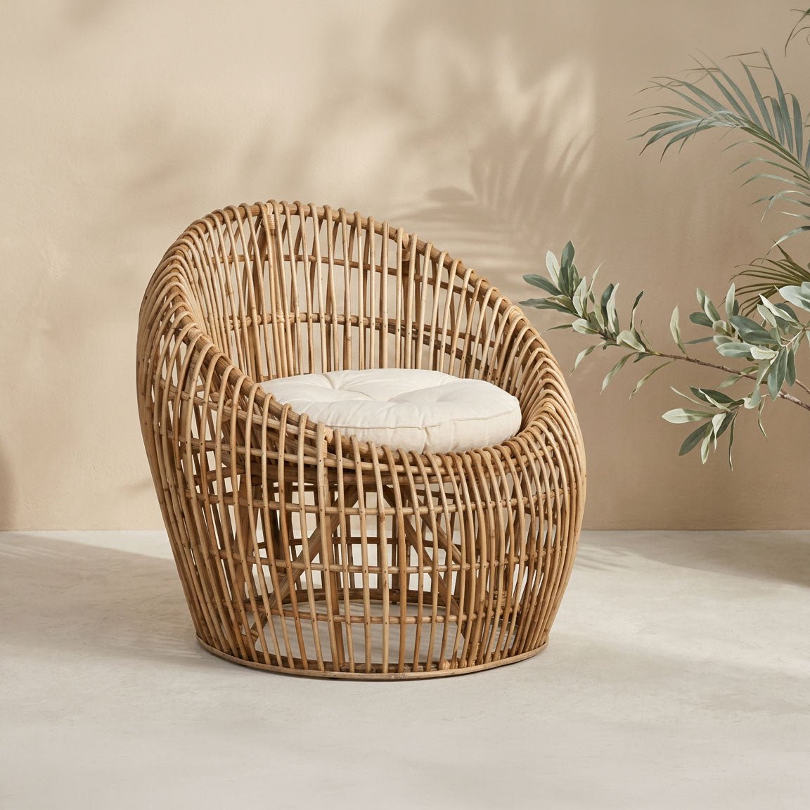 Cadeirão de Rattan e Bambu 70x70x74 - Gato Preto