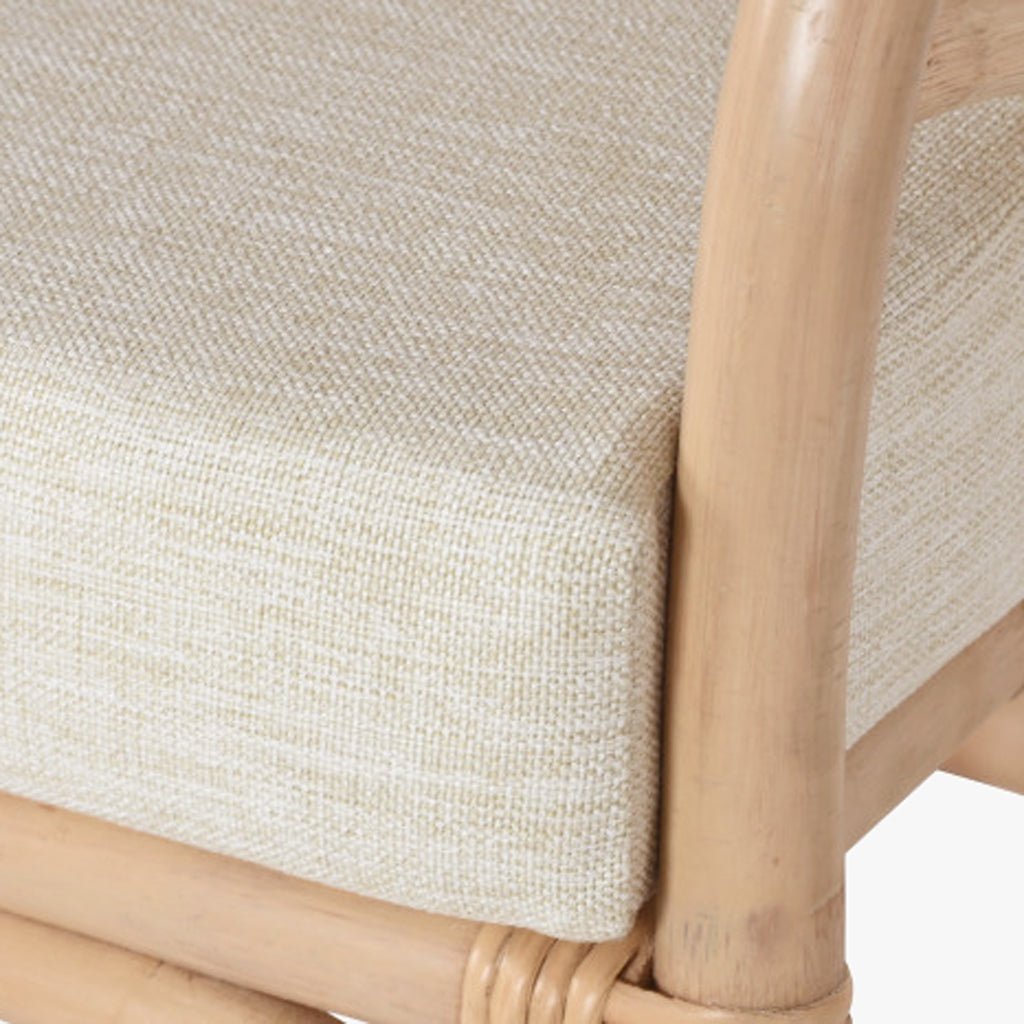 Cadeirão de Rattan Folha 63x68x81 - Gato Preto