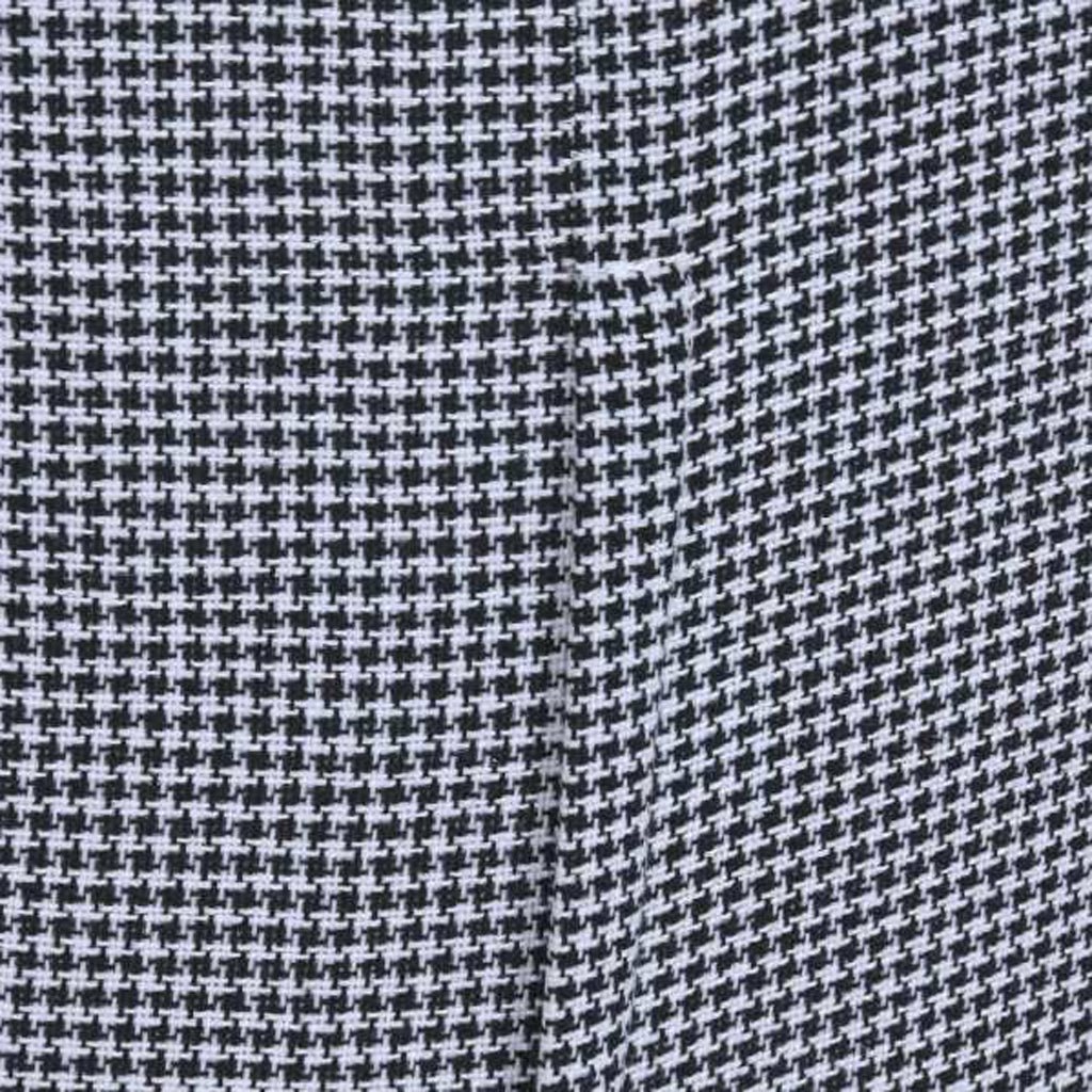 Cadeirão Xadrez Branco 69x69x85 VERSAILLES - Gato Preto