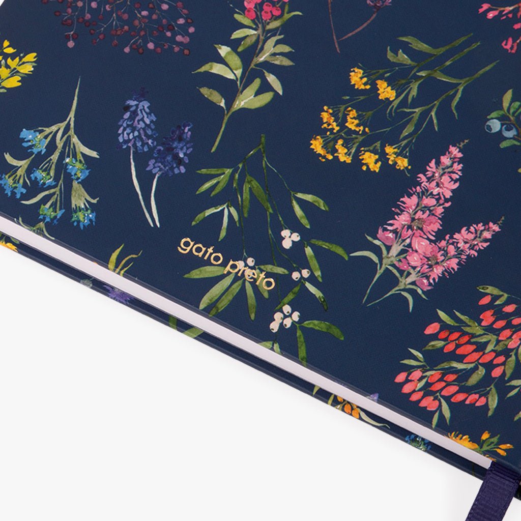 Caderno Capa Dura Pautado Flores A5 GARDEN MEMORIES - Gato Preto