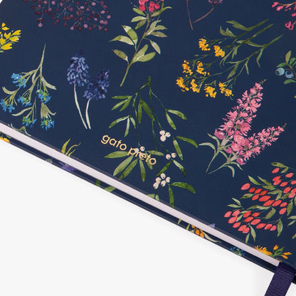 Caderno Capa Dura Pautado Flores A5 GARDEN MEMORIES - Gato Preto